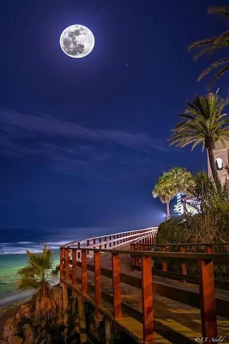 Higueronrentals Malibu Malaga 0*,